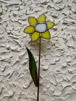 Stained Glass Flower Stake - Daffodil