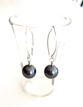 Gray Pearl Earrings