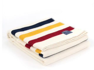 Frontier Wool Throw Bone White